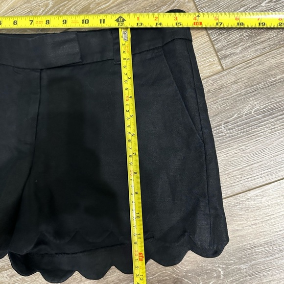 🛍️ j crew black scalloped shorts with size 4 excellent condition. - Picture 3 of 7